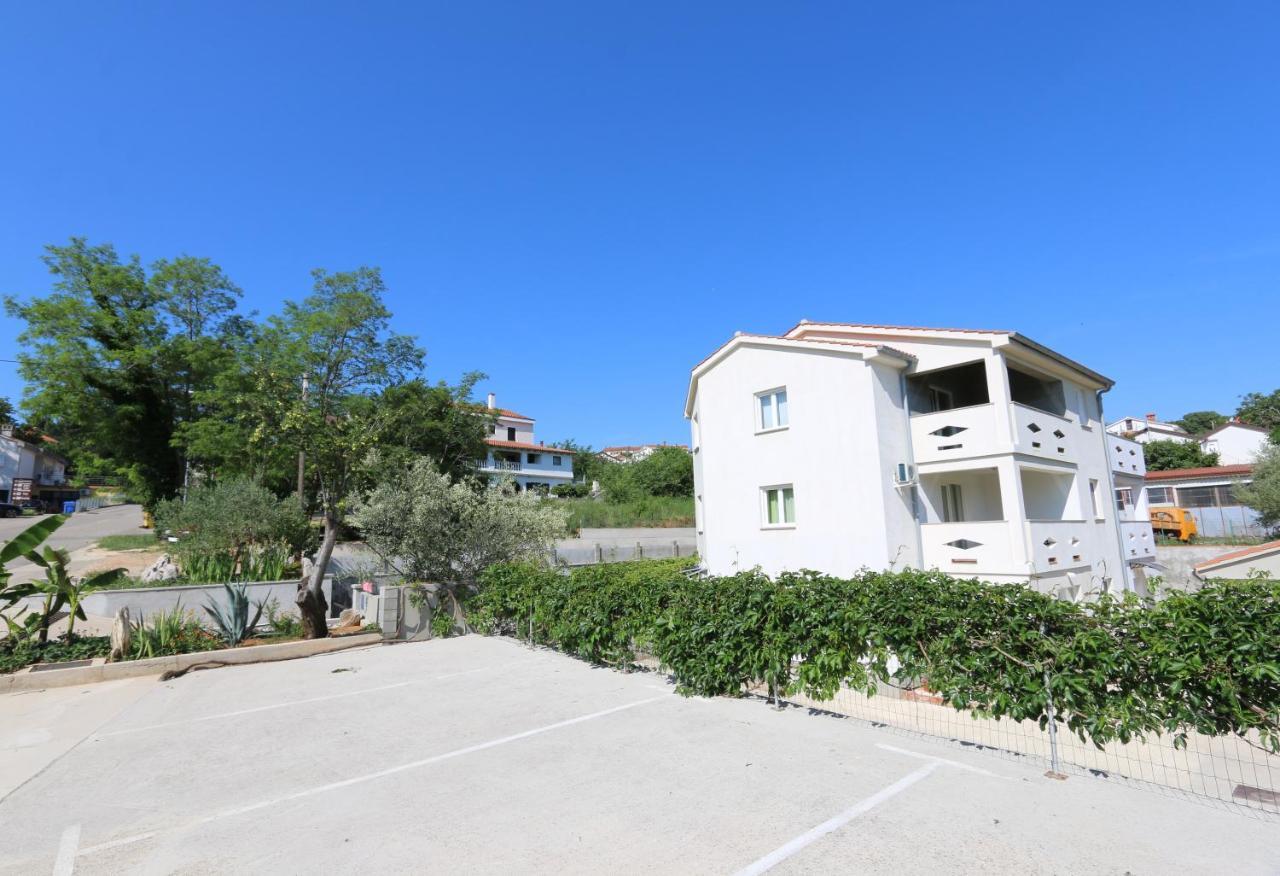Apartments Mirjana Šilo Eksteriør billede