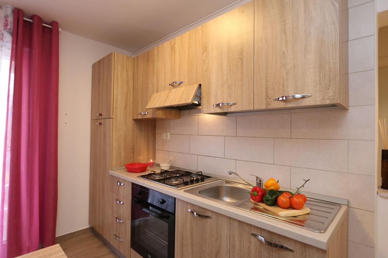 Apartments Mirjana Šilo Eksteriør billede