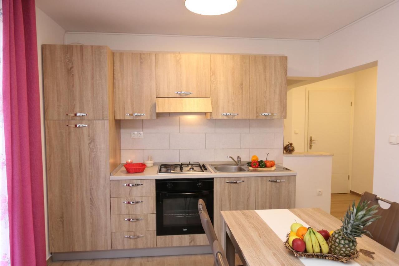 Apartments Mirjana Šilo Eksteriør billede