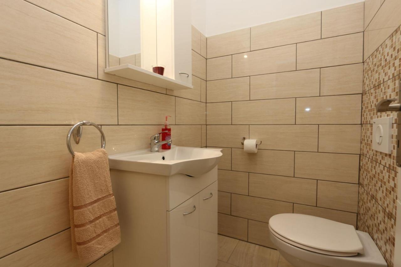 Apartments Mirjana Šilo Eksteriør billede